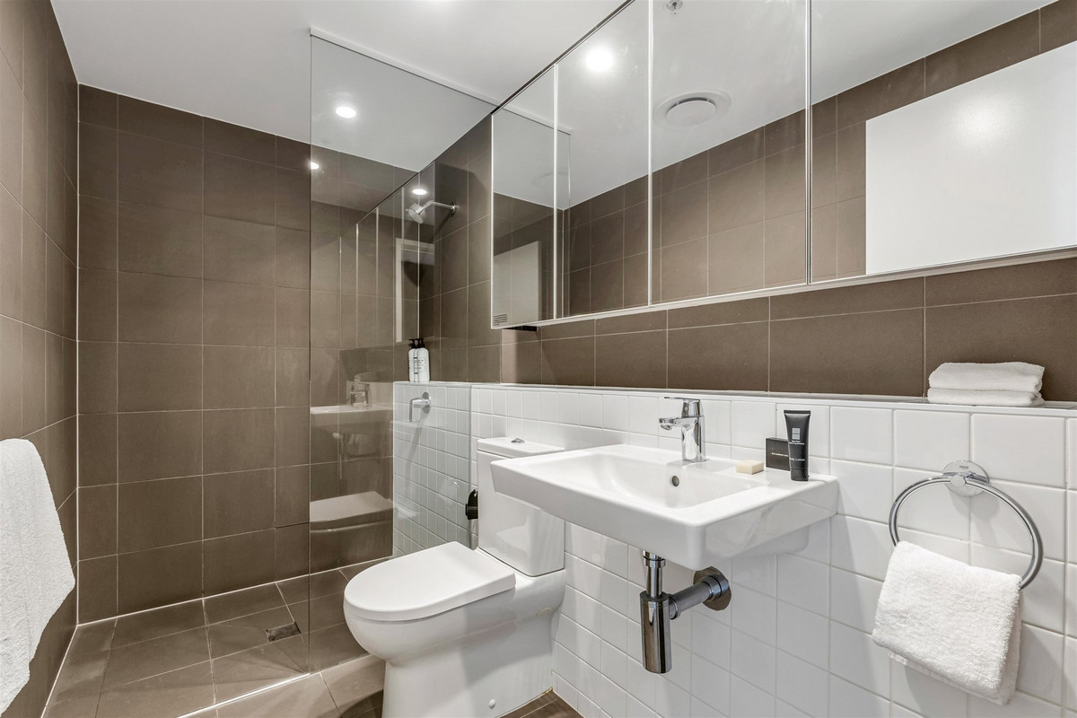 146998672-image-g_e317-c223-c066-68f2-5e67-d6ee-d497-7641_20251127024101