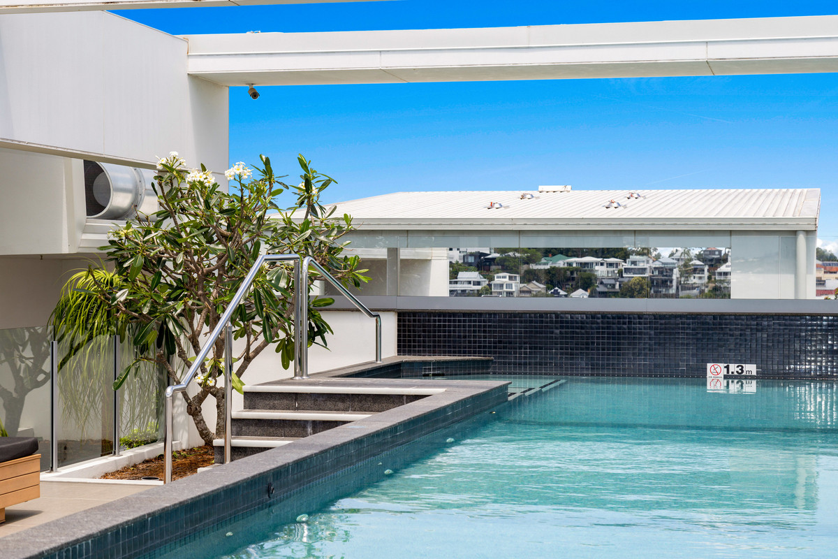 148240536-image-l_9555-6610-8d9b-6422-c0b4-cc53-48e7-3233_20251127024502