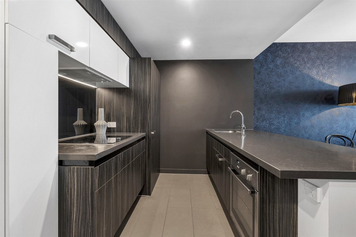 147689244-image-e_a85c-d13c-2c2d-7ff5-7ee2-9c7a-bd85-94fb_20251127024322