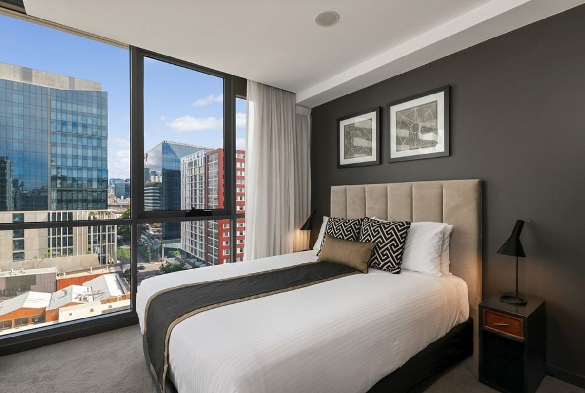 147689244-image-g_d9ba-fb29-6aa3-8b04-59e4-28e8-bd62-e326_20251127024324